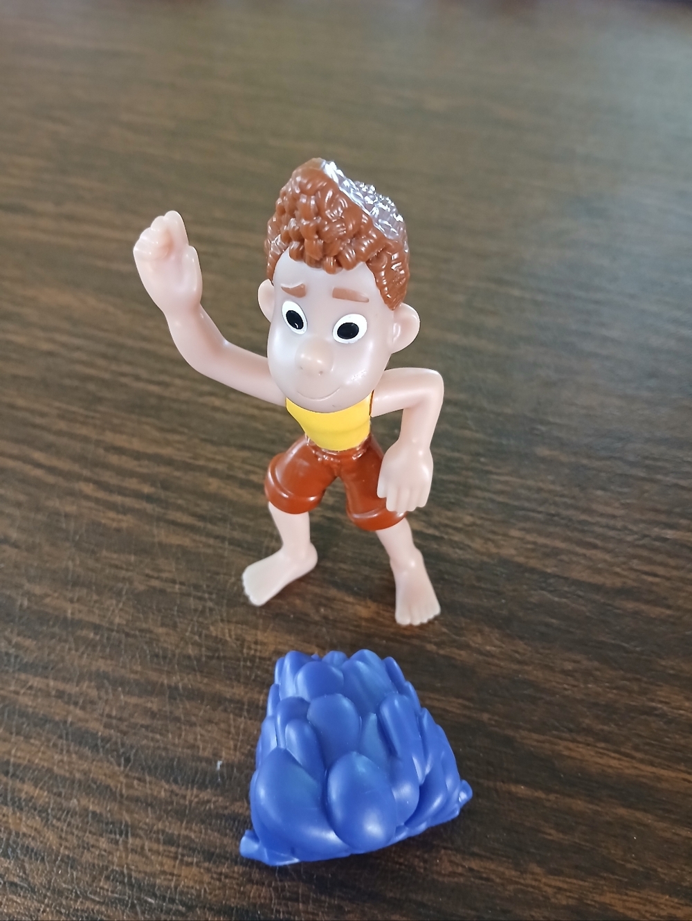 Kids Beach Toy Figure in Brown and Yellow with Blue Accessory